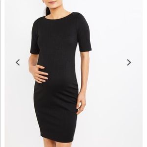 Black Textured Bodycon Maternity Dress